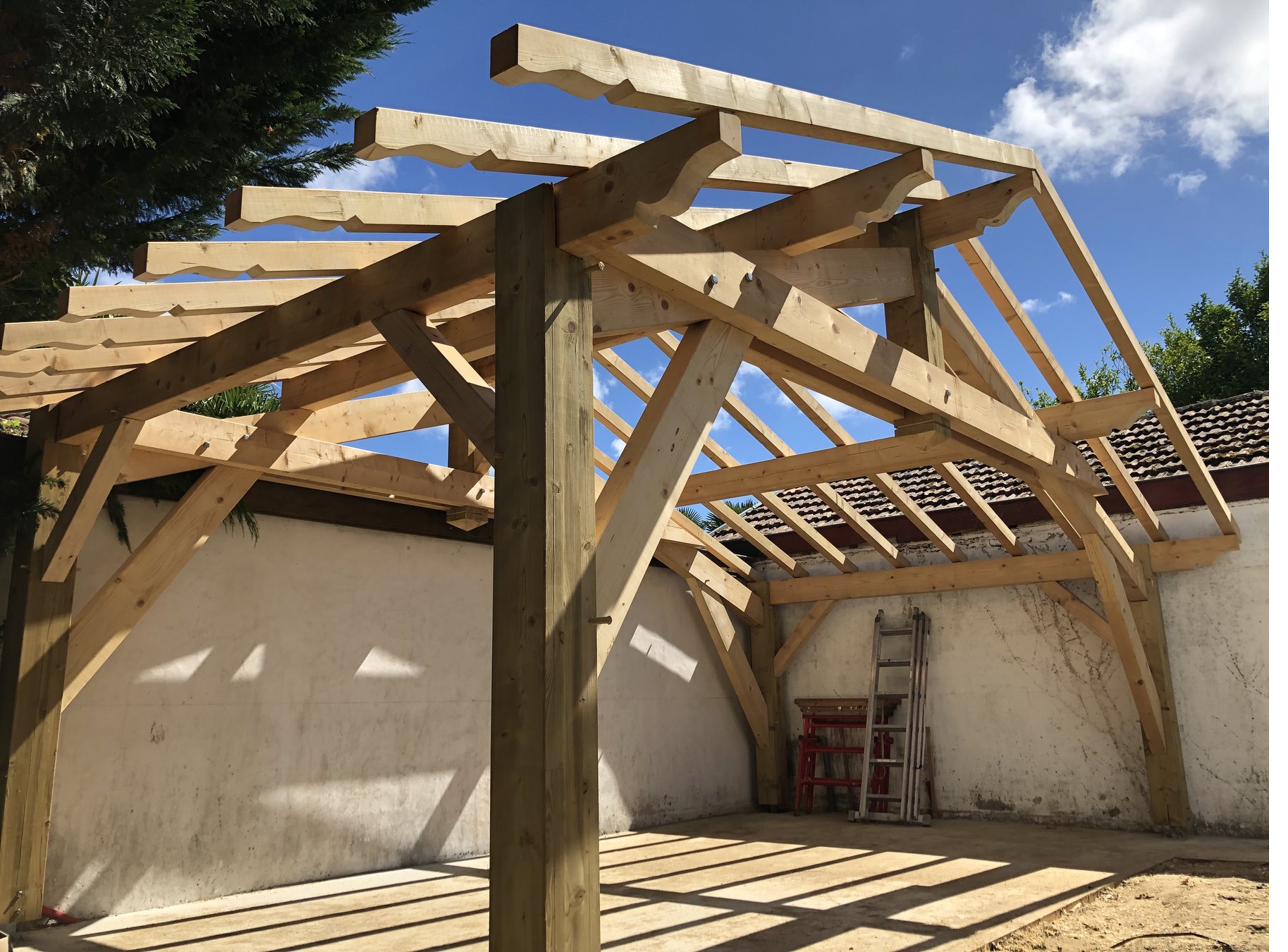 Charpente traditionnelle en bois réalisée à Bayonne