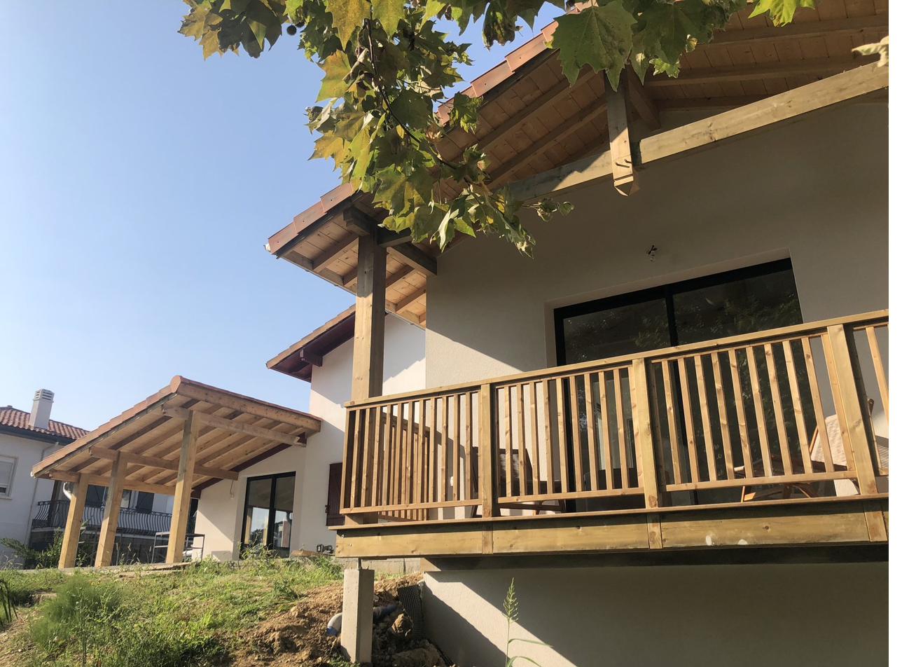 Auvent, balcon et extension en bois, Bayonne